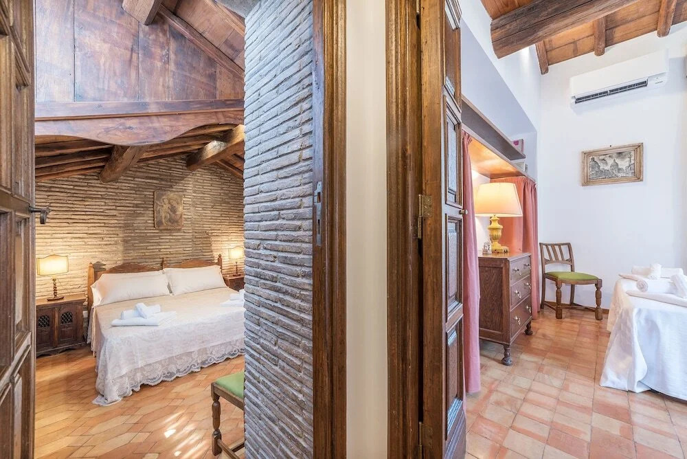 Romeloft Trevi Apartments