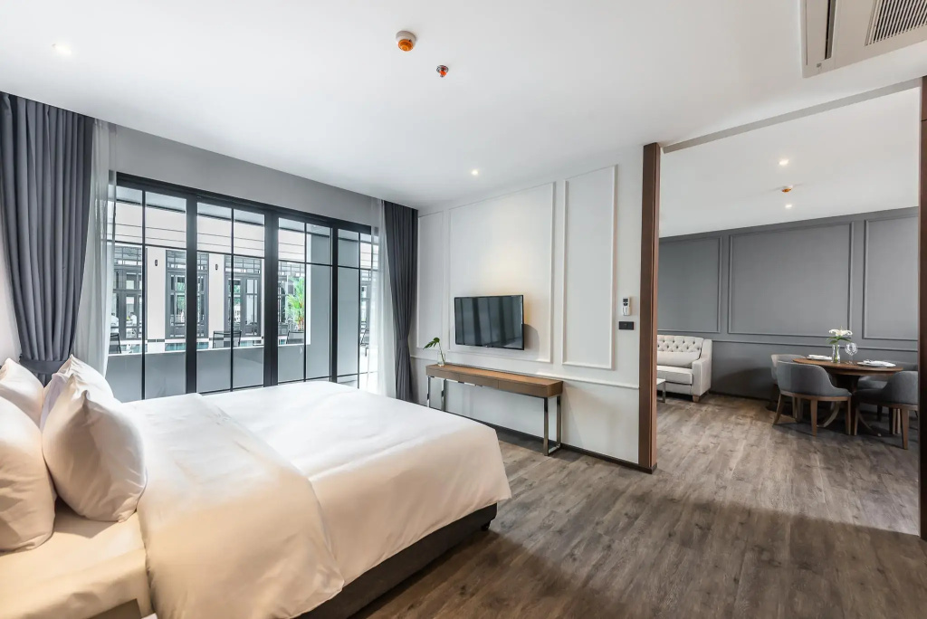 One Patio Hotel Pattaya - SHA Extra Plus