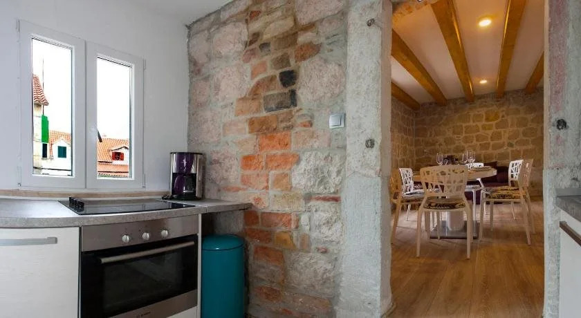 Veli Varos Apartments