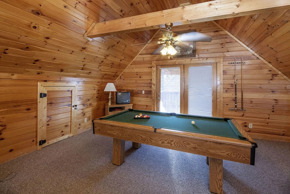 Precious Memories by Heritage Cabin Rentals