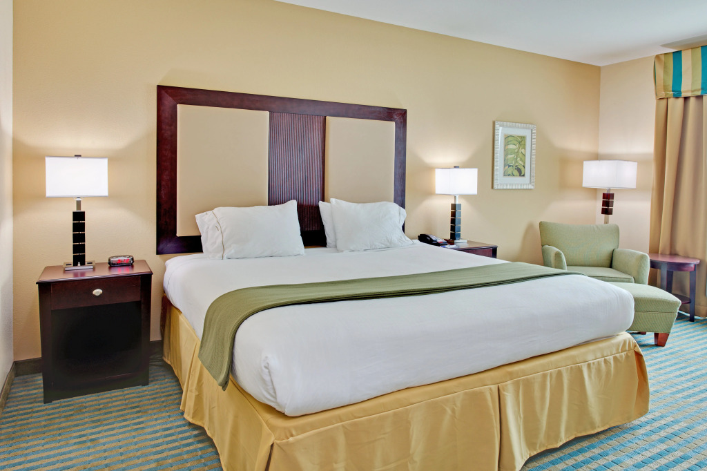 Holiday Inn Express Hotel & Suites Gulf Shores by IHG