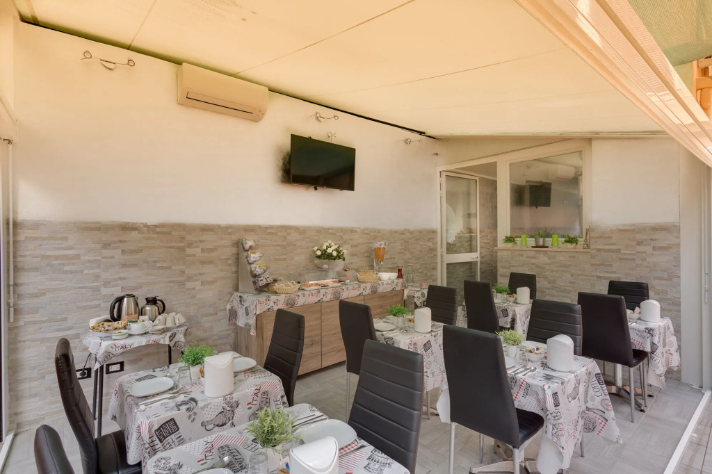 Excellence Suite