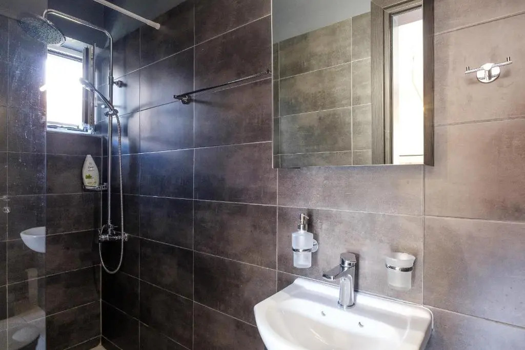 Oreon Suites - Usia