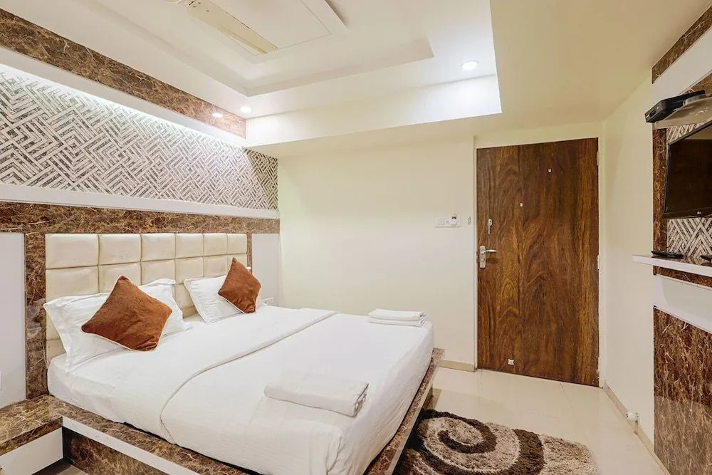 Hotel Kwality Inn by Naivedhya Veg Treat