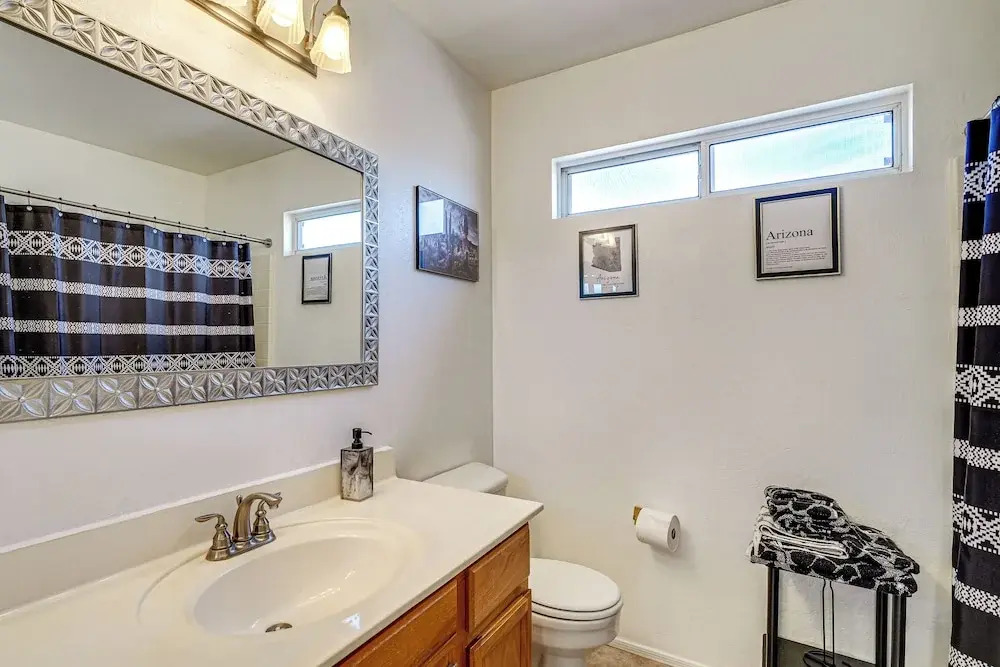 Outdoor Oasis! Family-friendly North Phoenix Home