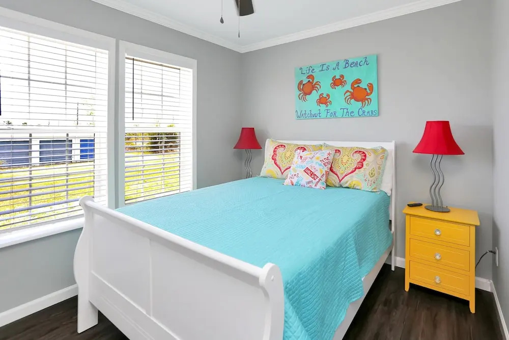Salty Breeze by Pristine Property Vacation Rentals