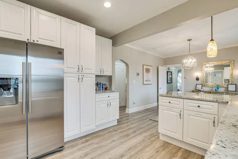 Family Apartment w/ Deck + Yard Near Northwestern