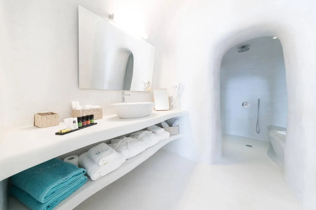 Maregio Suites