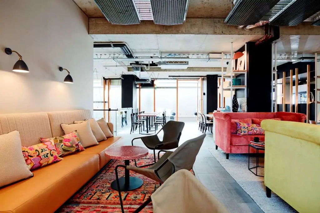 Alex Hotel