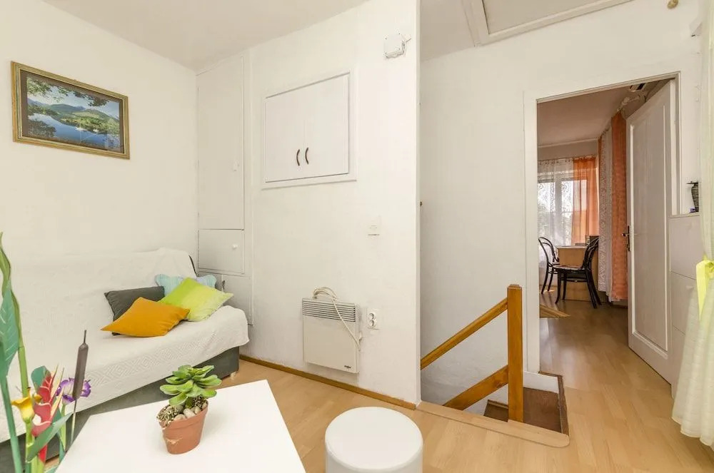 Apartment Snjezana