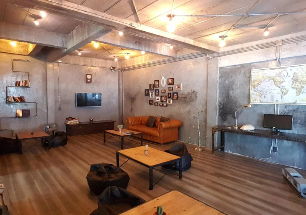 Pulley Hostel Hua Hin