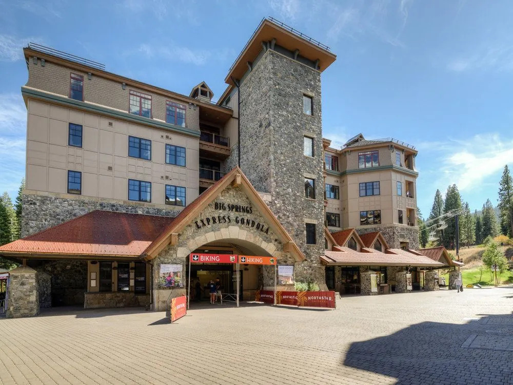 1BR Condo in the Center of Northstar by RedAwning