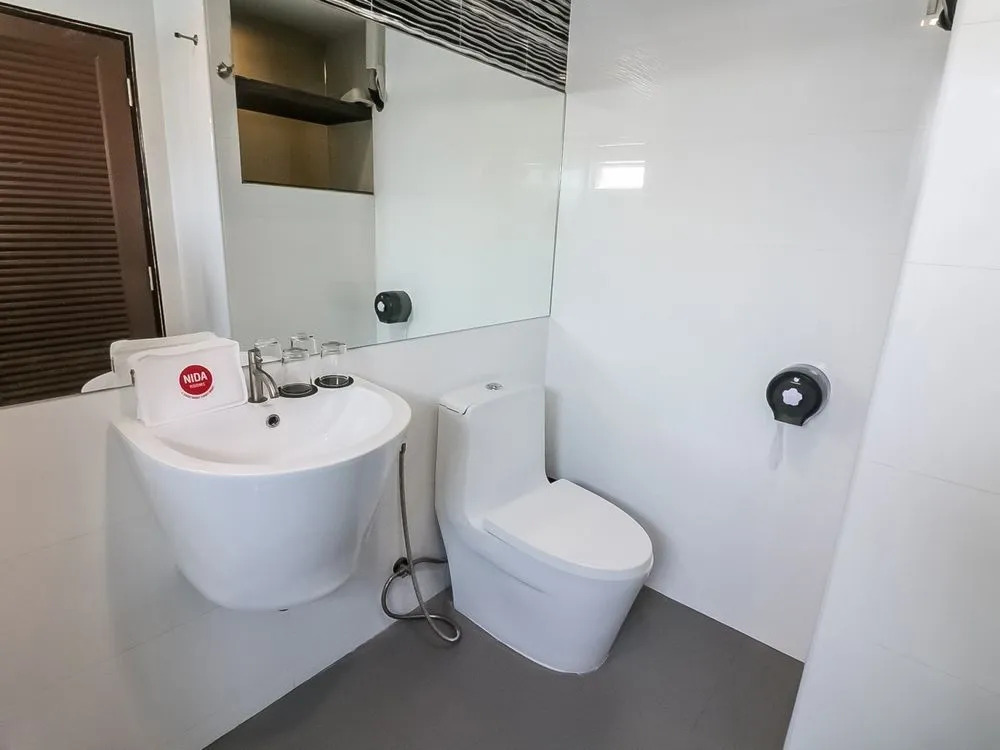 Nida Rooms Petchburi Crown 21 at Cubic Hotel