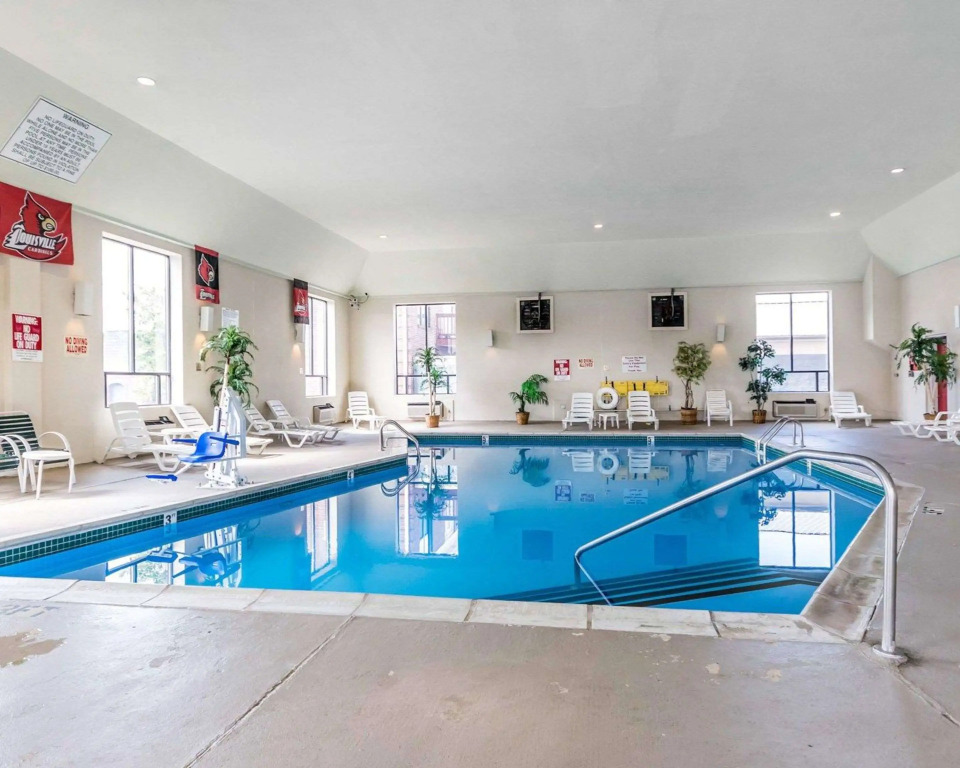 Quality Inn & Suites University-Airport