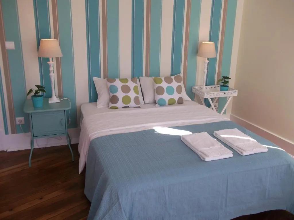 Angola Top Floor 6 Bedrooms