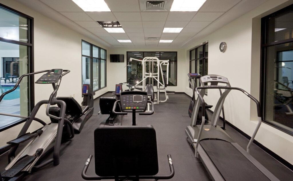 Holiday Inn & Suites Boston Peabody by IHG