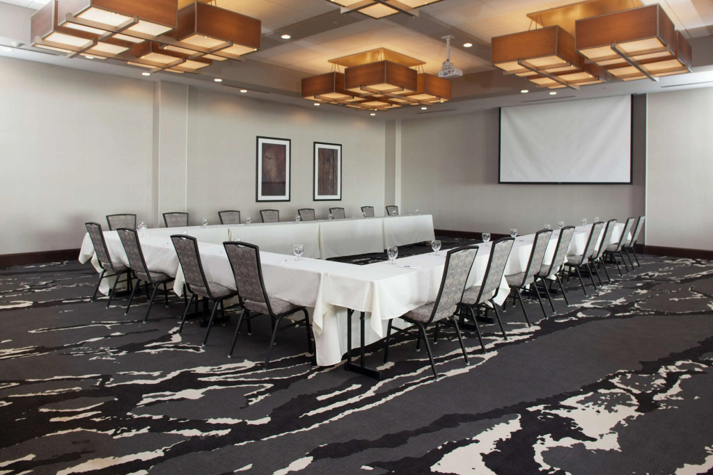 Hilton Garden Inn Charlotte Waverly