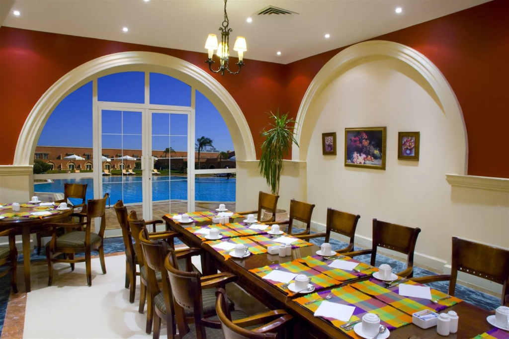 Helnan Auberge Fayoum