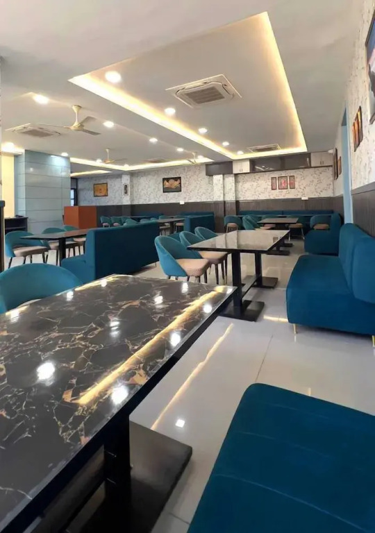 Aries Inn