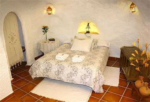 Cuevas El Abanico - VTAR vivienda turística de alojamiento rural