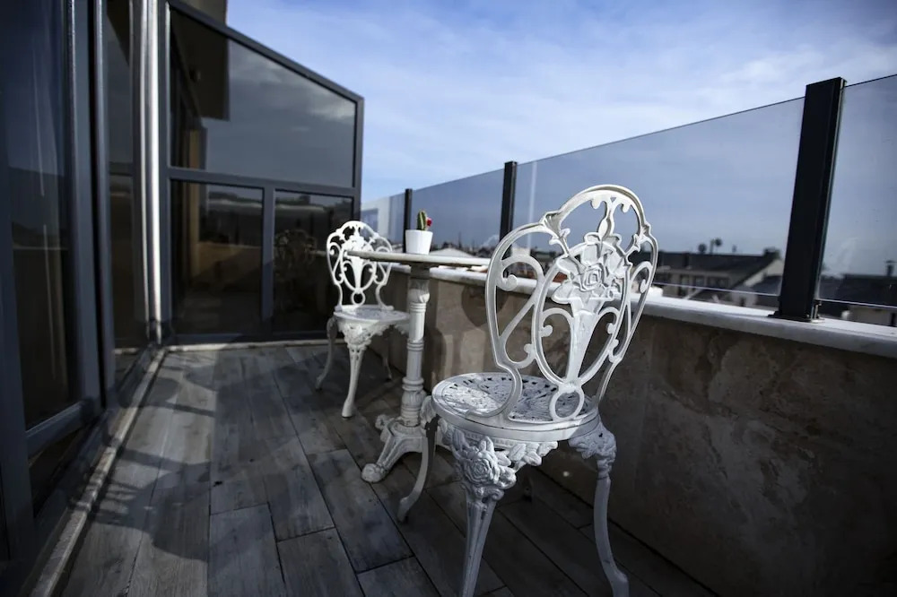 Restwon Suite Hotel