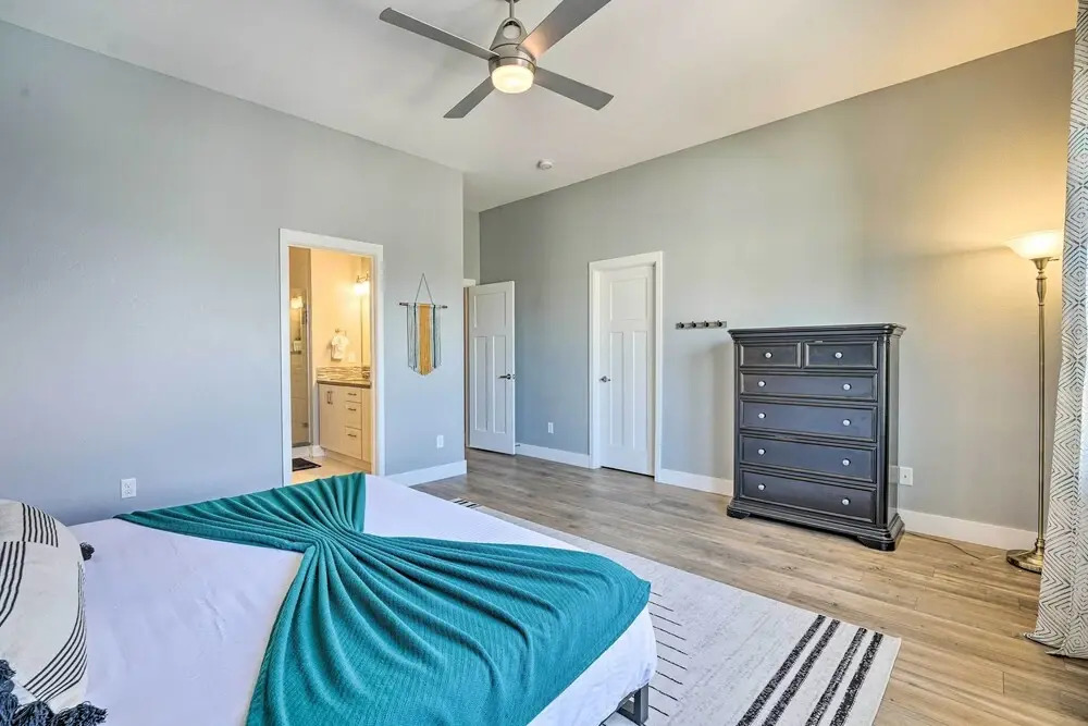 Spacious Old Town North Home w/ Rooftop Deck!