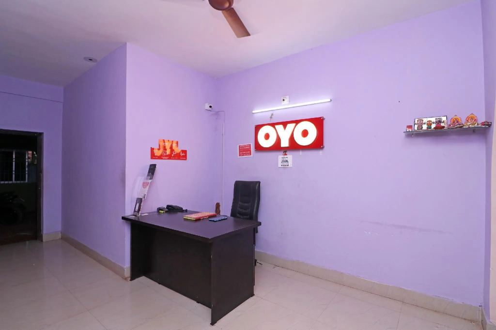 OYO 16407 Hotel Dream Castle