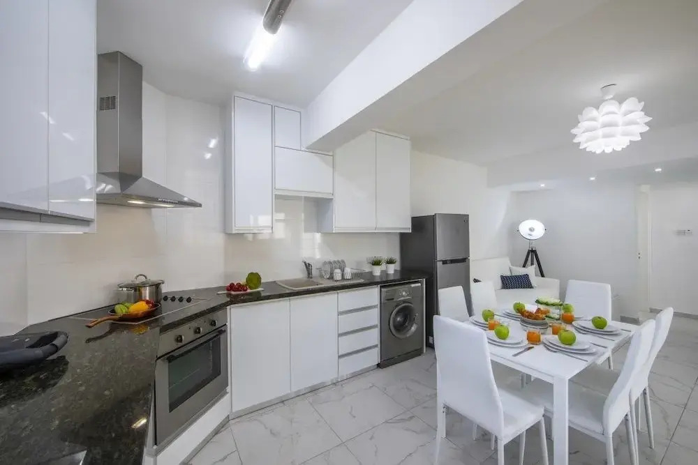 Larnaca Finikoudes Suite 405