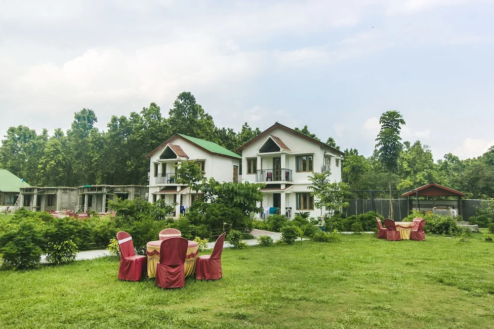 OYO 13754 Brindawan Hotel and Resorts