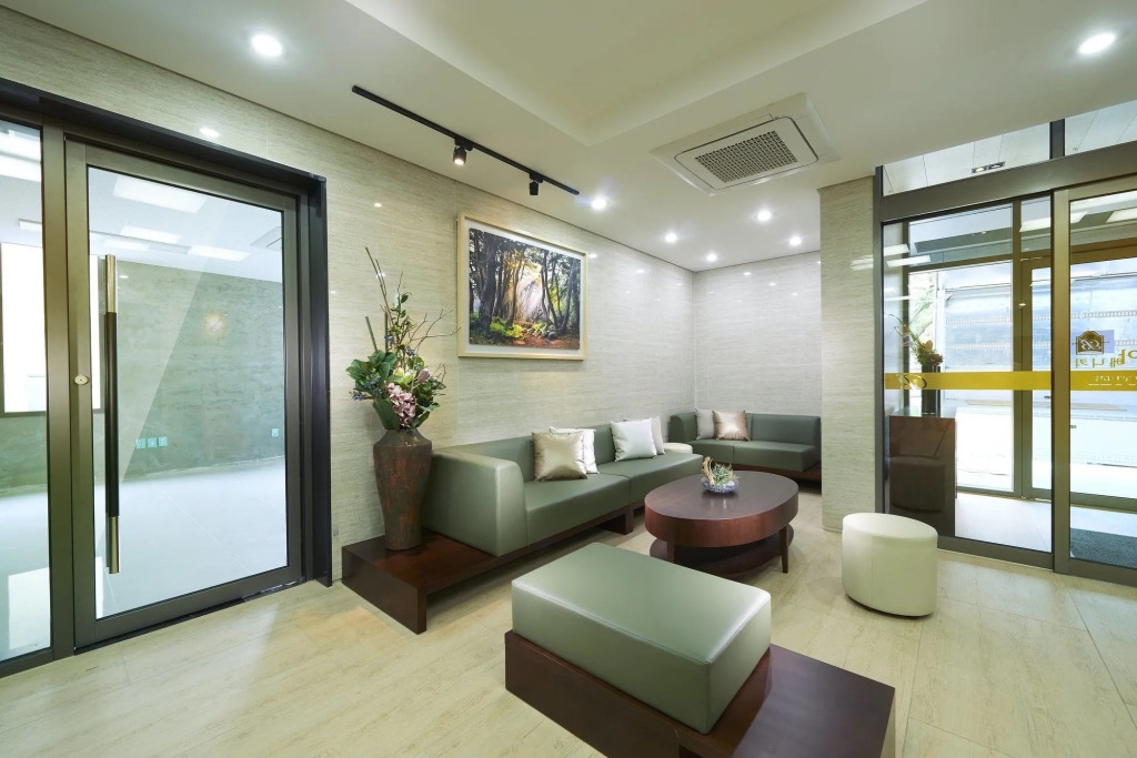 Benikea Jungmun Hotel