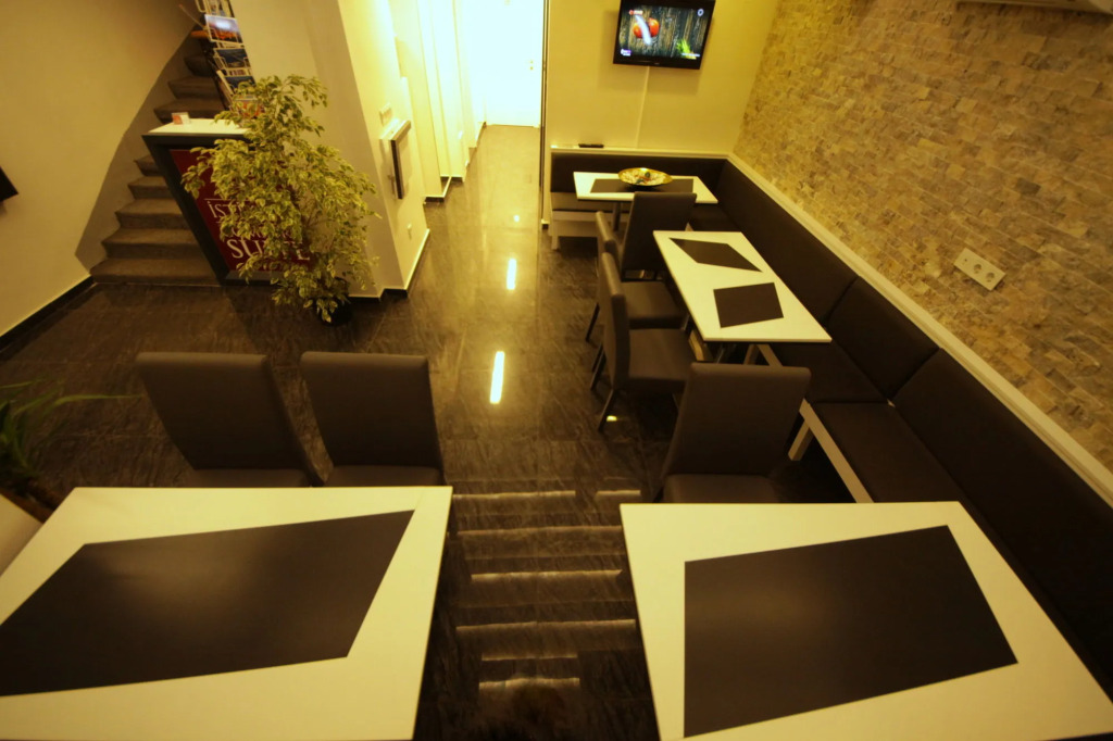 The Legend Platine Suite