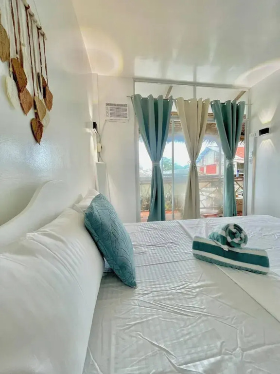 MARCO SUITES Siargao