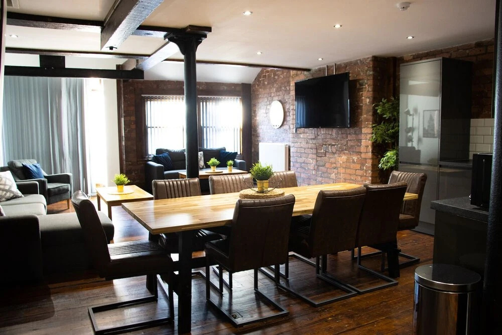 UStay 27 Stanley Street Party Apartments