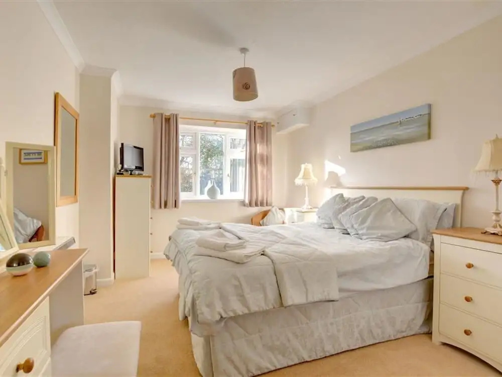 Lovely and Comfortable Holiday Home in Quiet and Stunning Surrounding Area of Begelly