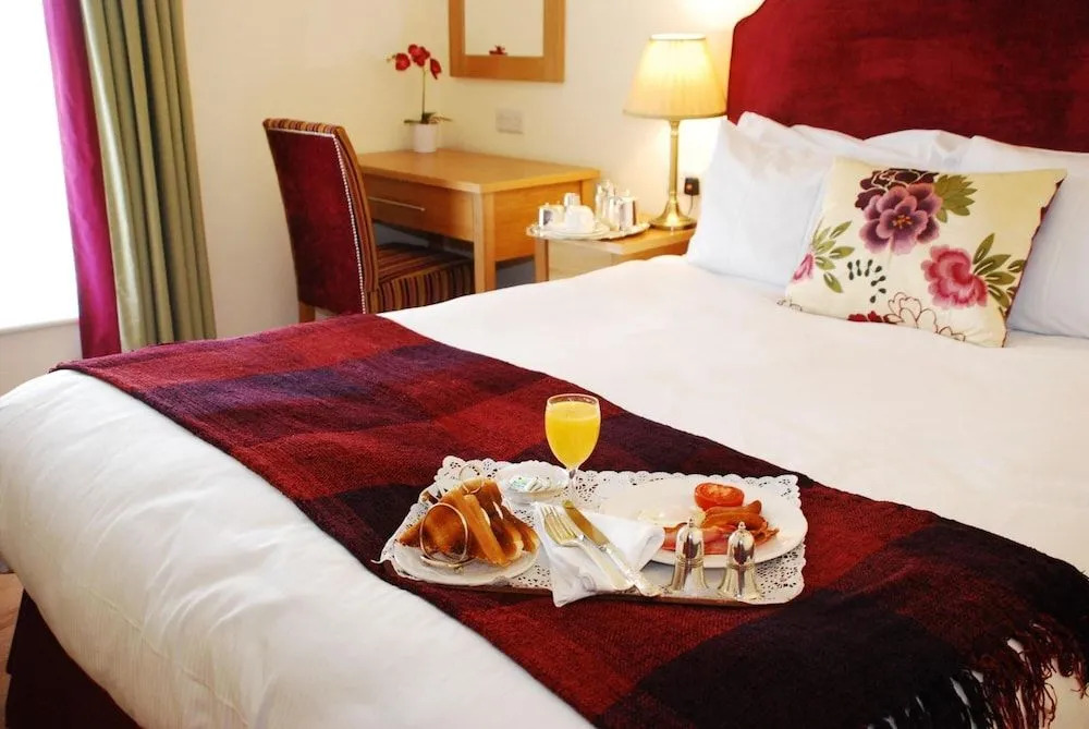Caseys Hotel