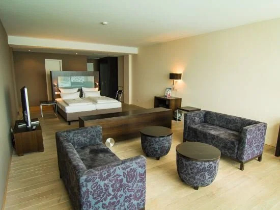 aika seaside living hotel