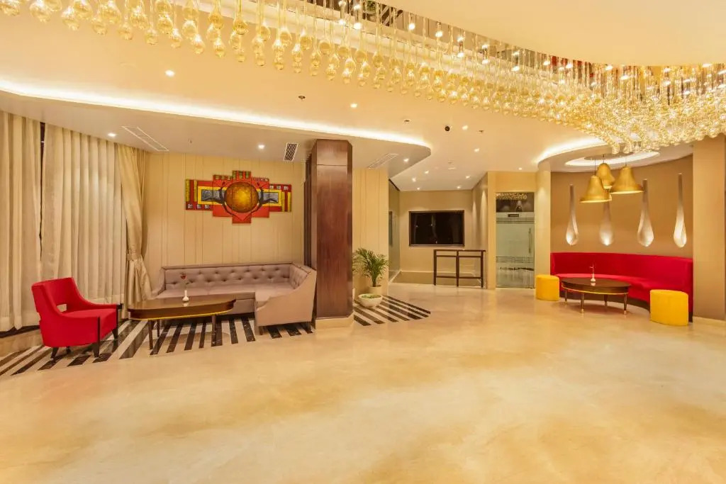 The Vaishnodevi Sarovar Portico