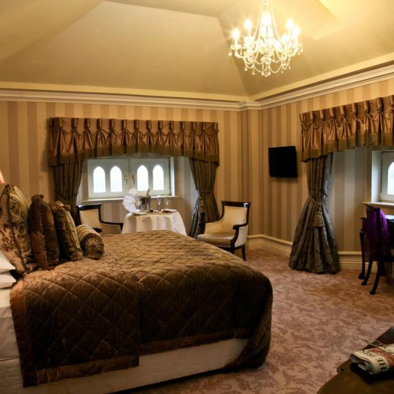 Kilronan Castle Hotel & Spa