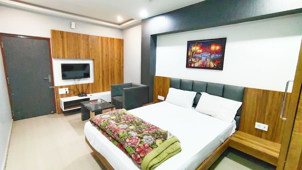 Hotel Jay Deluxe