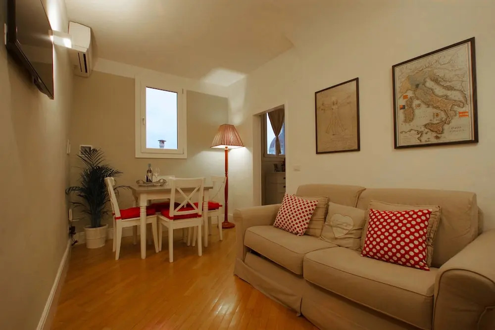 Claudia Suite with view in Florence