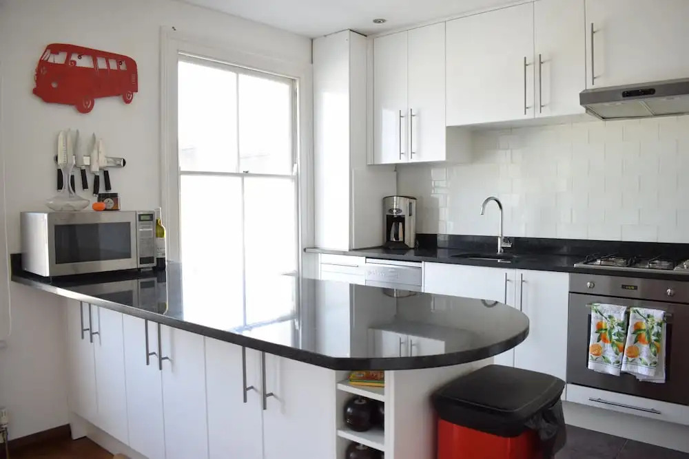 Top Floor 2 Bedroom Apartment in Hackney
