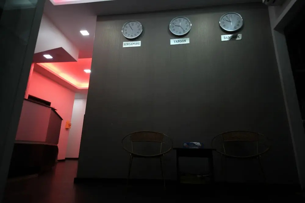 Mini Platinum Hotel