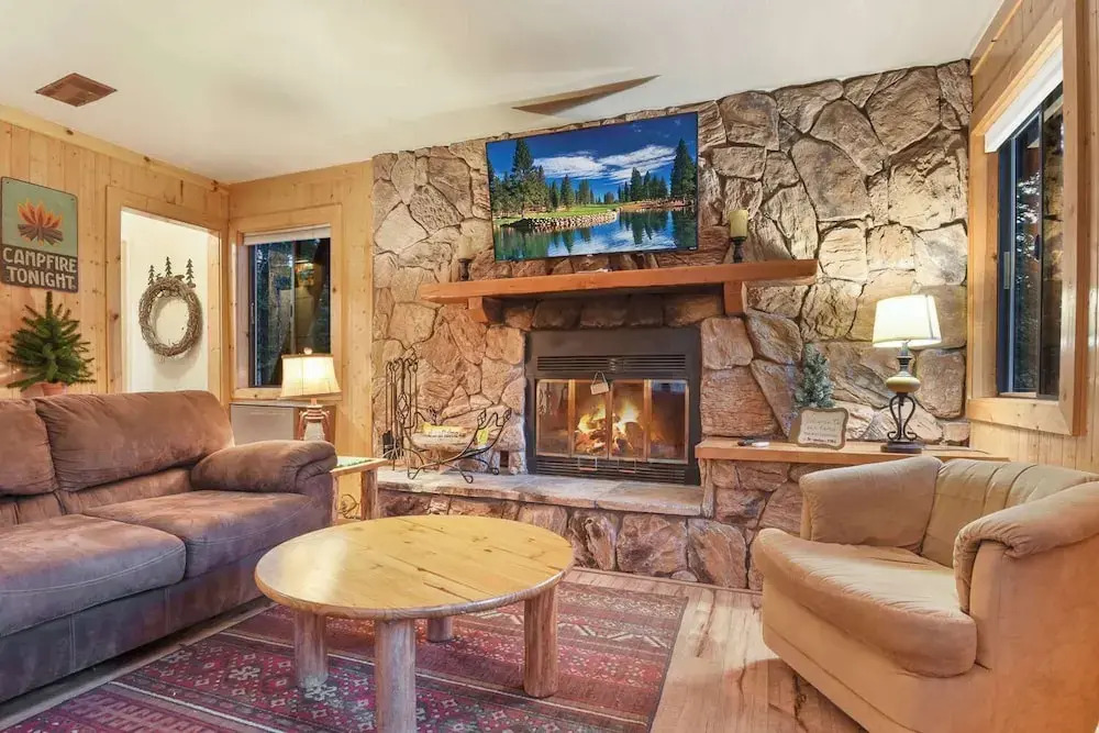 Tahoe Pines Cabin