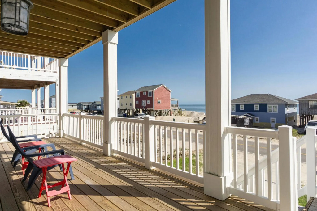 The Treasure Chest by Oak Island Accommodations