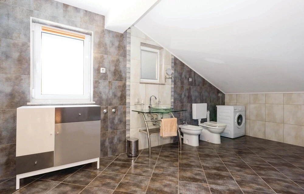 Amazing Home in Bregi With Sauna, Wifi and 4 Bedrooms