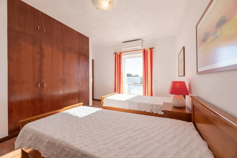 2 Bedroom Luxury Home With Pool in Patroves