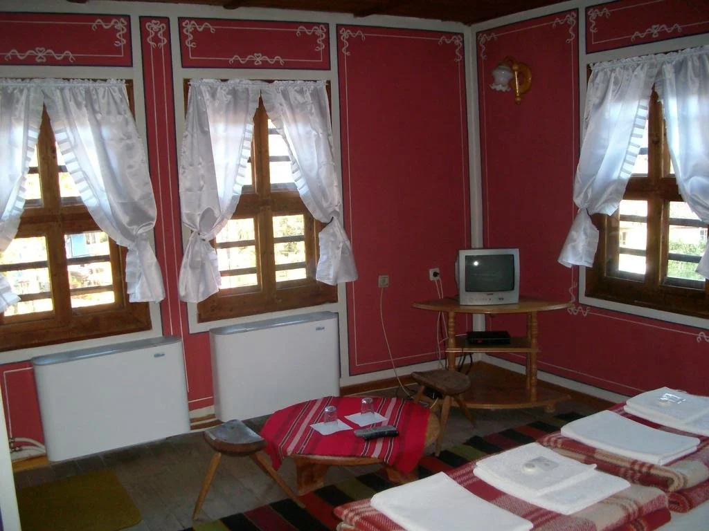 Trayanova Guest House
