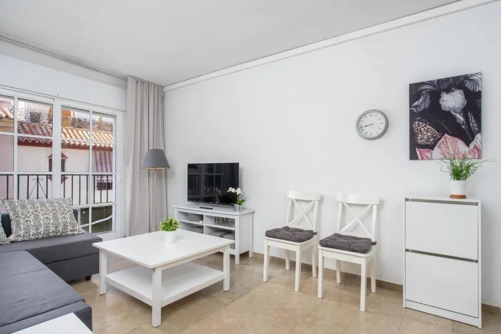 Central gem in Los Boliches SOHO with wifi and tv ref77