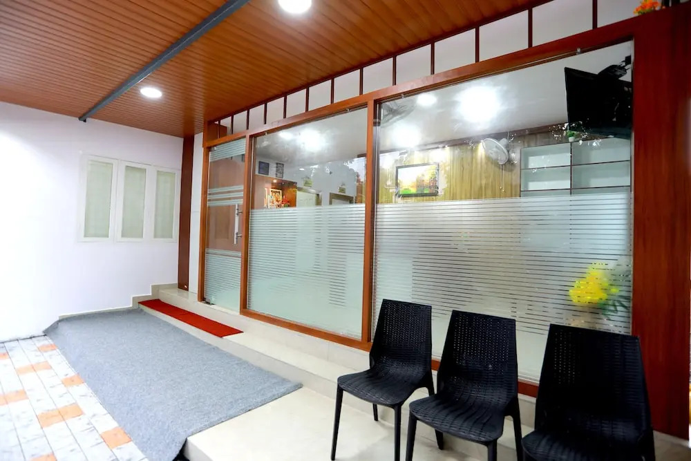 Base9 Cochin Airport Hotel