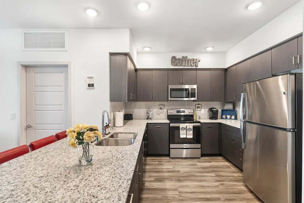 Chandler Gem - 2 Bdrm Apt Nr DT Chan-Gil